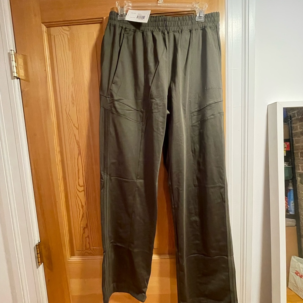 NWT OV Mens scrimmage pants